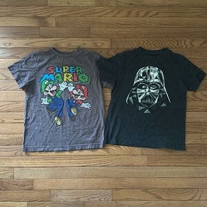 Bundle of Old Navy Boys Tees Star Wars Mario Luigi size medium M